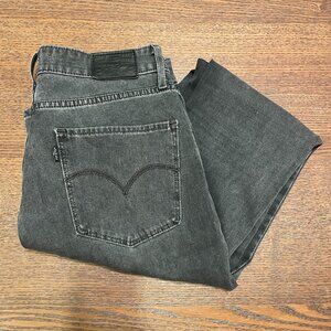 Levi's 721 High Rise Grey Wash Skinny Jeans. Size 29 waist x 32 length.